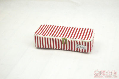 素朴时光ZAKKA杂货 匠心打造条纹棉麻笔袋，收纳美学与实用主义的完美融合